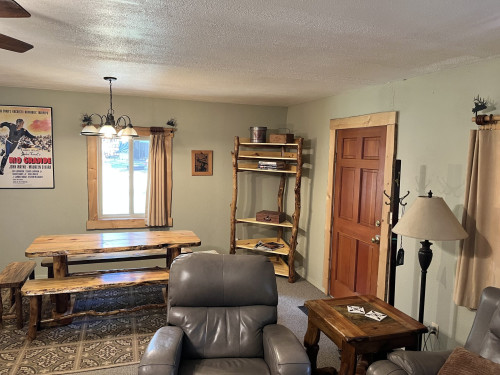 #pb_rslider_caption-1-8 Rio Dine